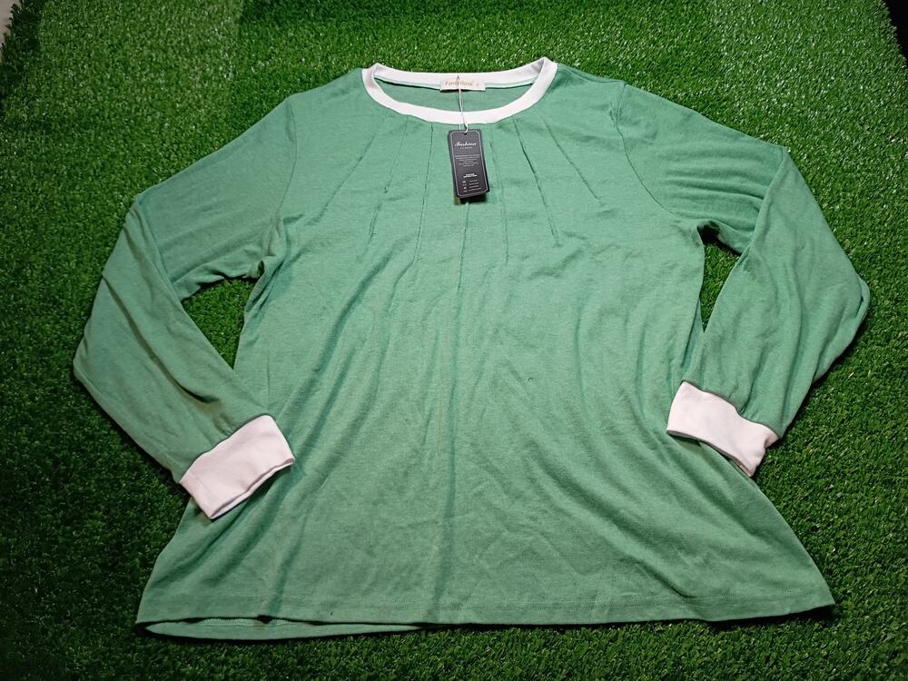 Fantaslook Women's Green Blouse - Pleated & Stylish XL NWT